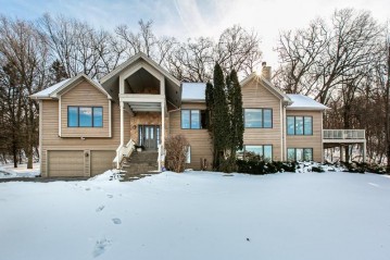 3 Pond Court, Galena, IL 61036