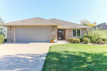 3481 White Dove Lane, Ashwaubenon, WI 54115-6861