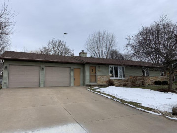 1099 E Ridlington Avenue, Shawano, WI 54166-3537