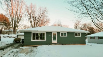 1830 Nassau Street, New London, WI 54961