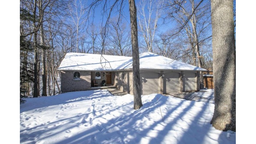 431 Pheasant Run Little Chute, WI 54130 by Century 21 Affiliated $399,900