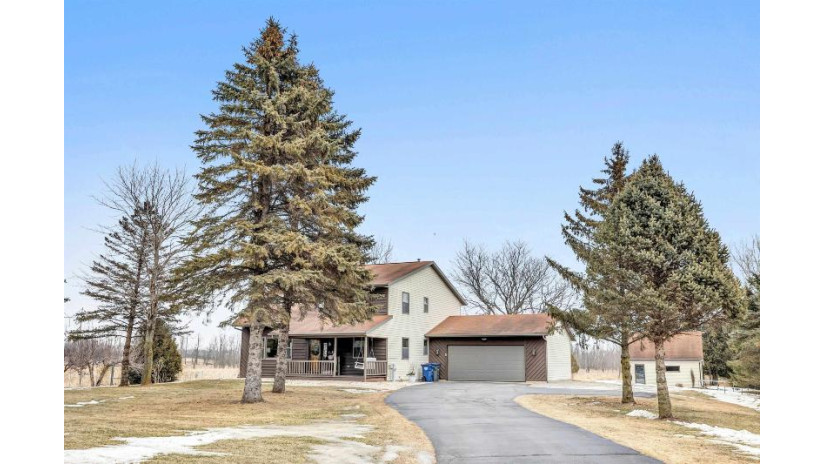 N2016 Municipal Drive Greenville, WI 54942 by Realty One Group Haven $400,000