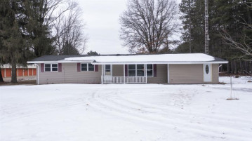 843 W Bannerman Avenue, Redgranite, WI 54970