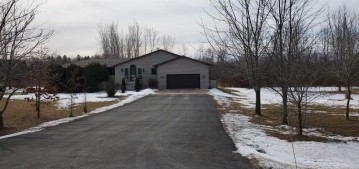 W10251 Cloverleaf Road, Dale, WI 54944