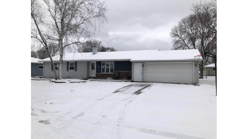 435 Orchard Lane Little Chute, WI 54140 by Hietpas Realty $224,900