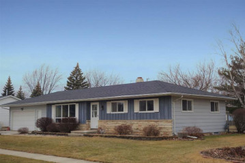 208 Marcoe Street, North Fond Du Lac, WI 54937-1134