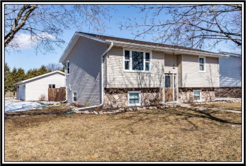 301 E Forest Street, Black Creek, WI 54106-9783