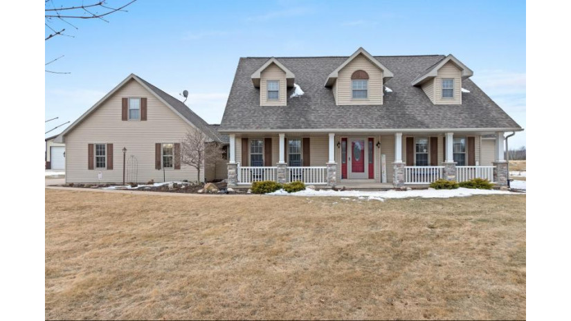 N7467 Maple Road Casco, WI 54205 by Mark D Olejniczak Realty, Inc. $639,900