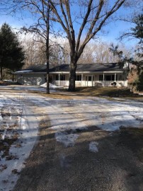 N5698 Pine Lane, Saxeville, WI 54984