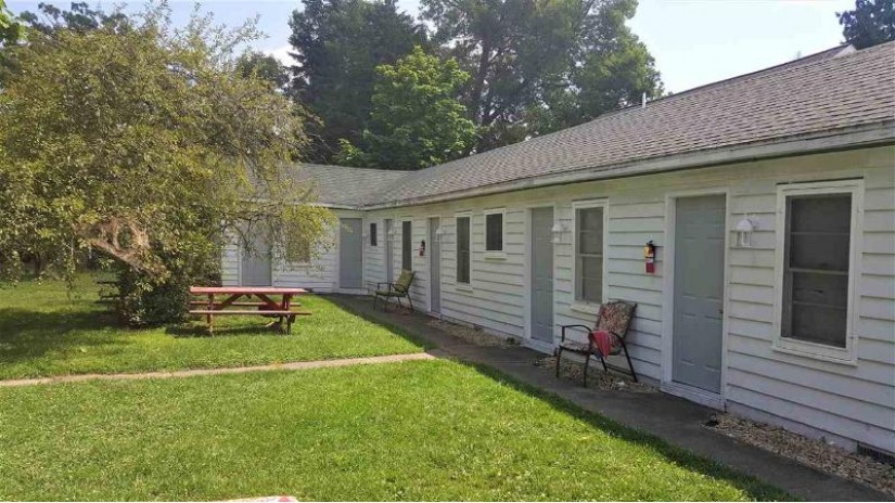 931 Capital St Wisconsin Dells, WI 53965 by Power Realty Group, Inc. $369,000
