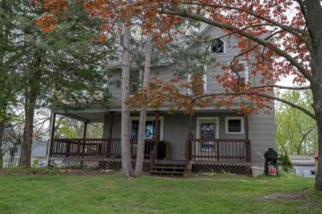 106 Tremont St, Mauston, WI 53948