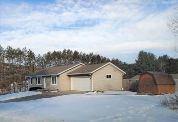 136 Cedar St, Gays Mills, WI 54631