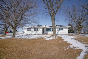 10612 W County Road M, Porter, WI 53536