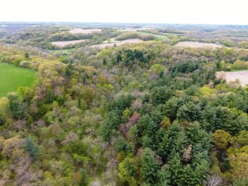 0 Farmers Ridge Rd, Highland, WI 53543