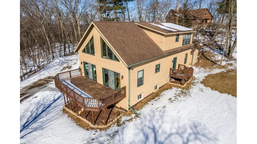 57 Red Hawk Tr Lake Delton, WI 53913 by First Weber Inc $299,900