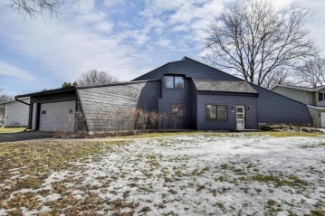 21 Fiskdale Cir, Madison, WI 53717