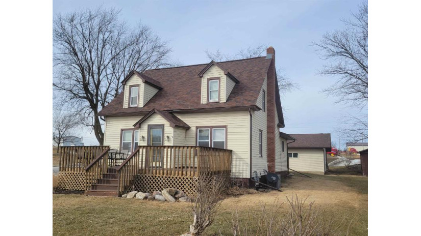 110 W Leffler St Dodgeville, WI 53533 by Century 21 Affiliated - Off: 608-756-4196 $224,900