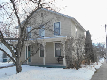 350 Doty St, Mineral Point, WI 53565