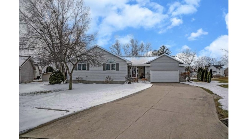 111 Dawn Ct Columbus, WI 53925 by First Weber Inc $349,900