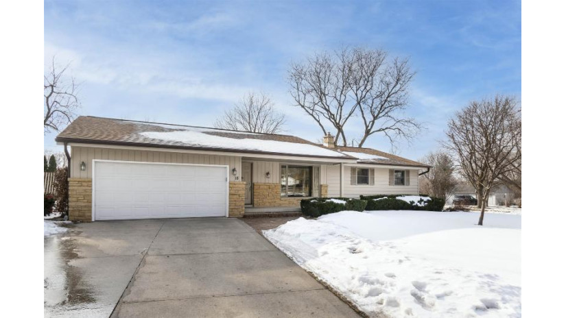 18 Walker Dr Madison, WI 53714 by Sprinkman Real Estate $320,000