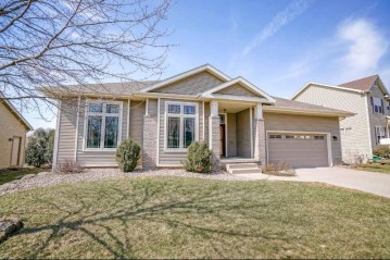 1230 Meadow Sweet Dr, Madison, WI 53719