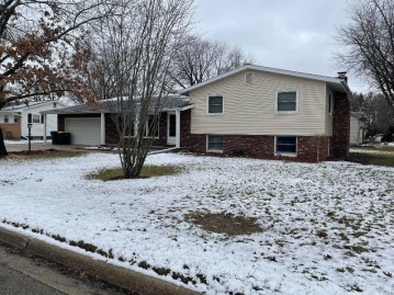 2005 Hollister Ave, Tomah, WI 54660