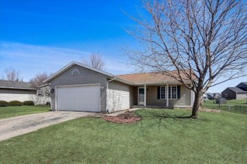 538 Bentwood Dr, Marshall, WI 53559