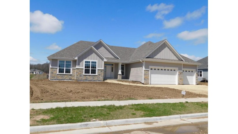 173 Winterberry Ln Grafton, WI 53024 by Hollrith Realty, Inc $529,990