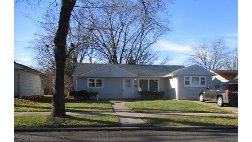 6151 N 38th St Milwaukee, WI 53209-3614 by Midwest Executive Realty $99,900