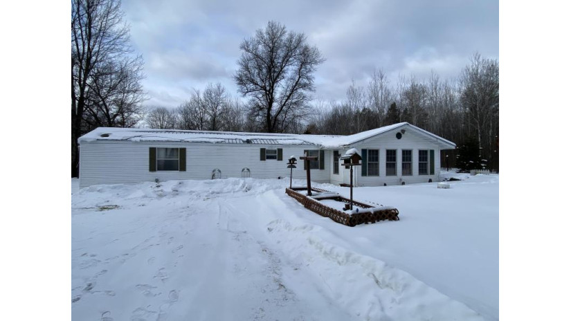 N15149 Carter Rd Amberg, WI 54102 by North Country Real Est $139,000