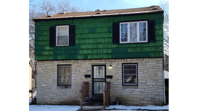 4660 N 46th St 4662 Milwaukee, WI 53218 by Root River Realty $89,900