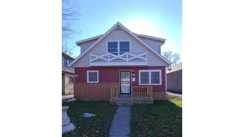 4513 W Villard Ave 4513A Milwaukee, WI 53218 by Root River Realty $124,900