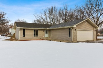 N1108 East End Rd, Bloomfield, WI 53128