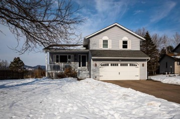 4111 Cardinal Ln, La Crosse, WI 54601