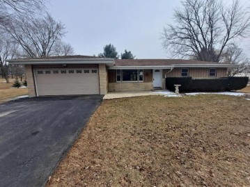 W1387 County Road F, Sullivan, WI 53178-9606