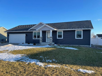 2041 Cedarwood Ave, Sparta, WI 54656-2392