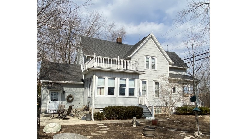 13565 N Port Washington Rd Mequon, WI 53097 by Shorewest Realtors $299,900