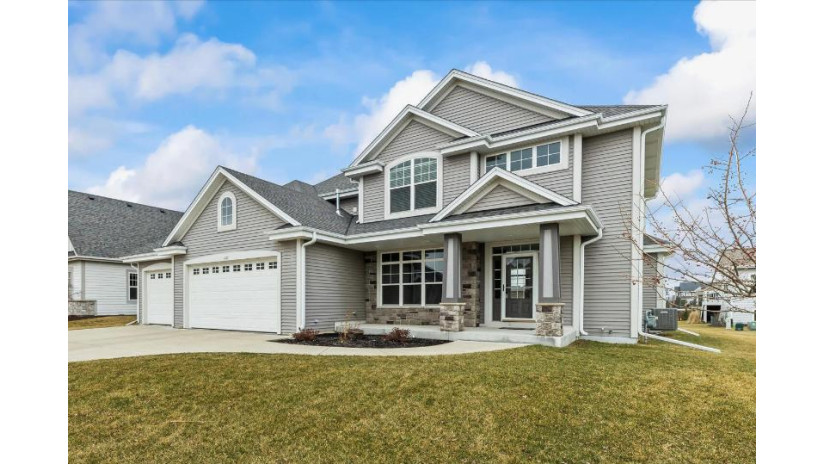 1310 Goldenrod Way Oconomowoc, WI 53066 by Realty Executives Integrity~Brookfield $599,900