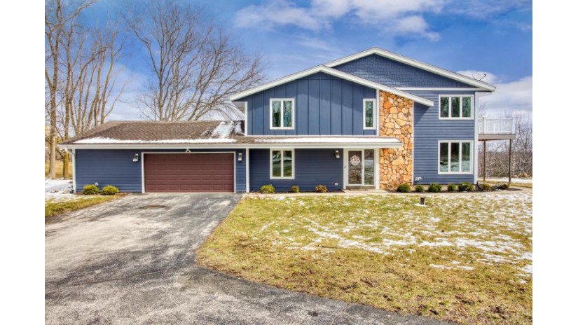 W210S6956 Stonecrest Rd Muskego, WI 53150 by Berkshire Hathaway HomeServices Metro Realty $549,900