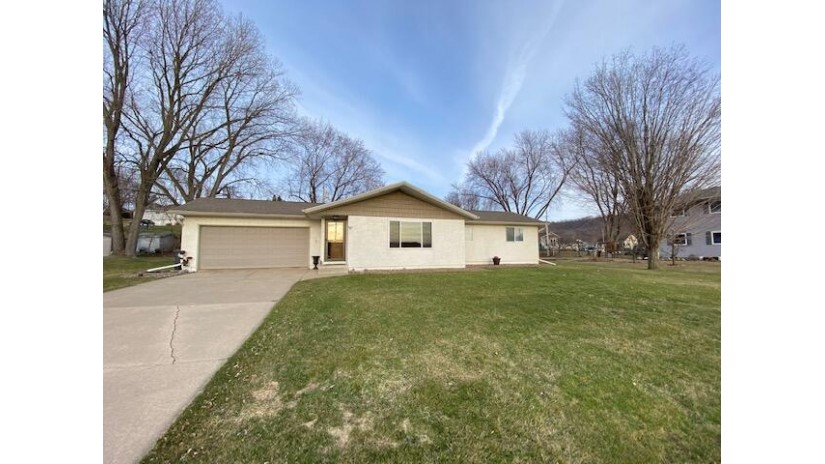 6005 Robil Ct W La Crosse, WI 54601 by Assist 2 Sell Premium Choice Realty, LLC $249,900