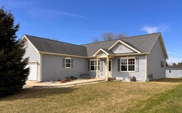 606 S Balsam Dr, Elkhorn, WI 53121-4612