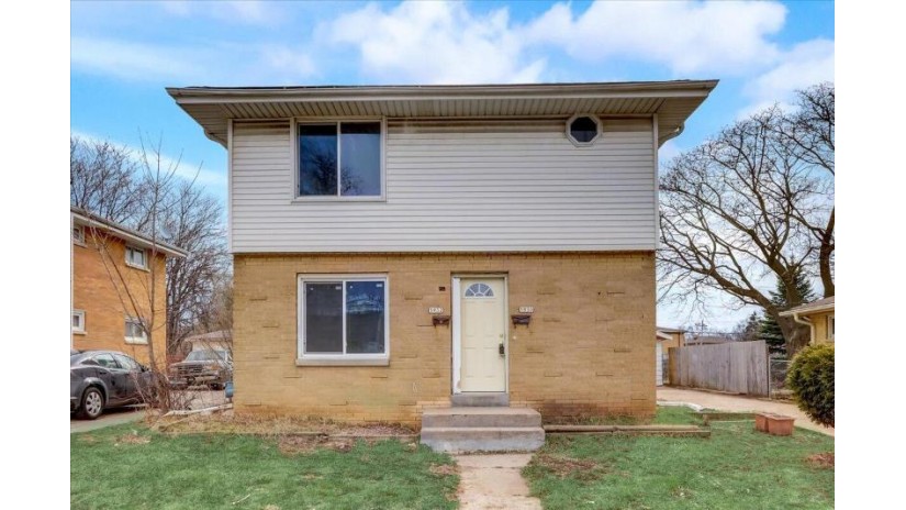 5930 N 64th St 5932 Milwaukee, WI 53218 by Realty Executives Integrity~Brookfield $110,000