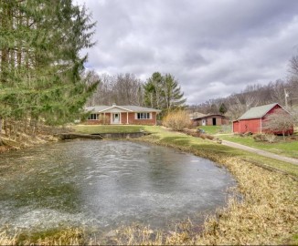 N6533 County Road C, Hamilton, WI 54669-9240