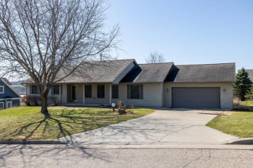 1105 Knower Ave, Hillsboro, WI 54634