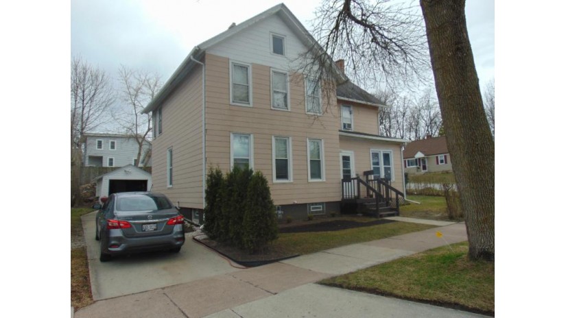 833 Broadway Ave 1703 S 9TH ST Sheboygan, WI 53081 by RE/MAX Universal $134,900