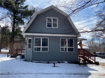 904 Lincoln Avenue, Amery, WI 54001