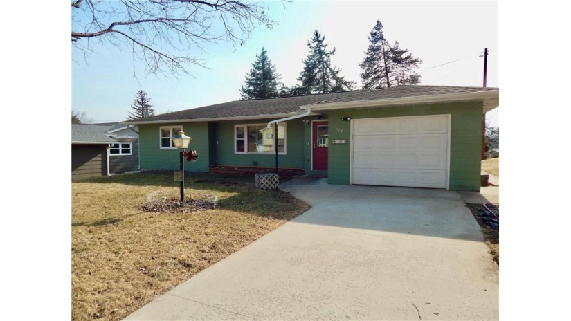 829 South Hill Street Fountain City, WI 54629 by Bhhs North Properties $169,900