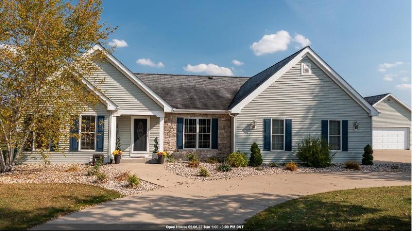 N438 24th Avenue Marion, WI 54960 by Beiser Realty, LLC $594,900