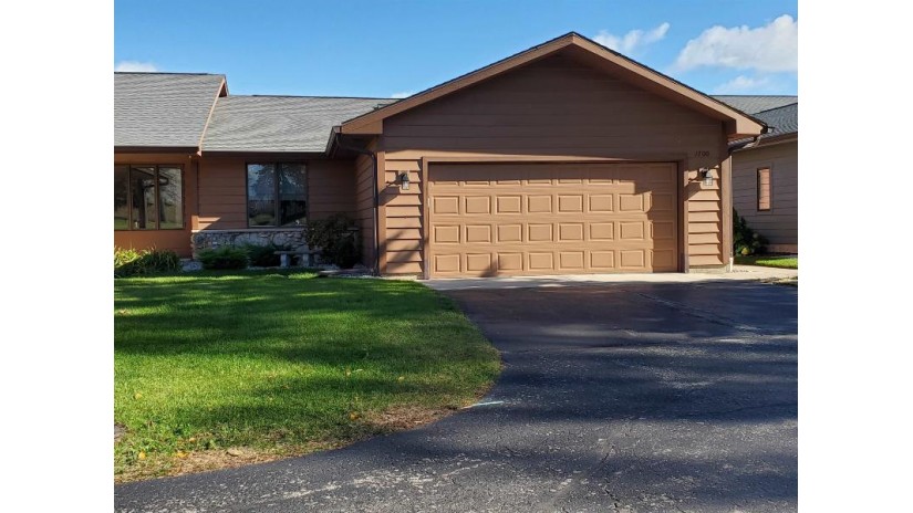 1700 Lake Largo Drive Green Bay, WI 54311 by Resource One Realty, Llc $299,900