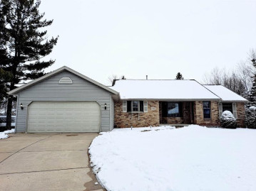 2786 Woodland Hills Court, Bellevue, WI 54311